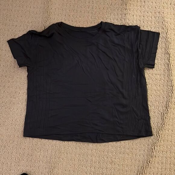 Lululemon Purple Tee Size 8